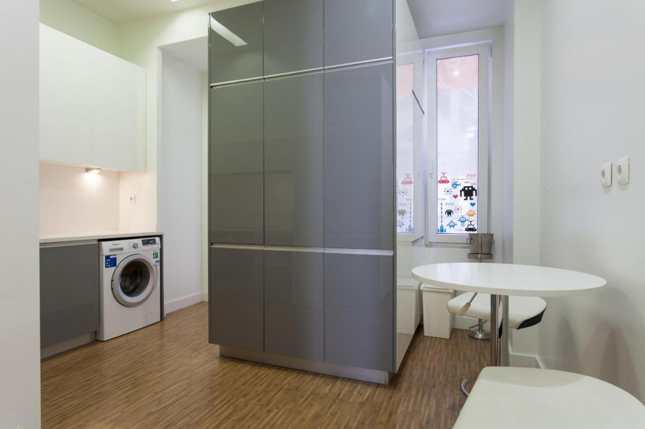 Apartamento Downtown Brown By Homing Lisboa Exterior foto