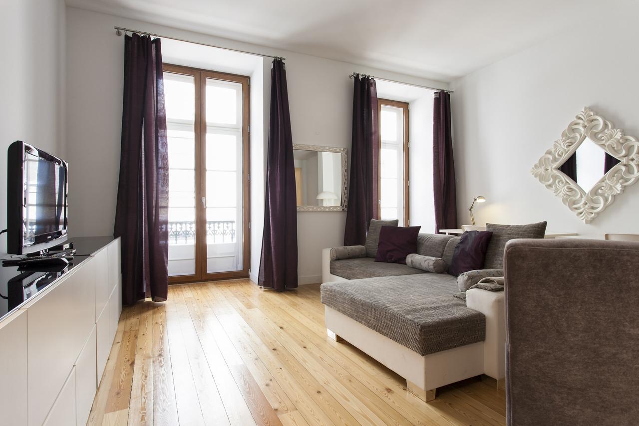 Apartamento Downtown Brown By Homing Lisboa Exterior foto